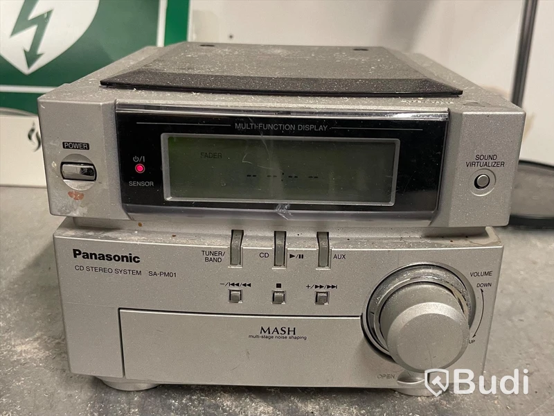 Stereo och 2 st högtalare Panasonic