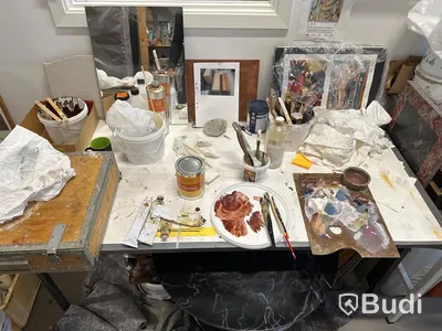 3 st målar bord och 2 st kontorsstolar