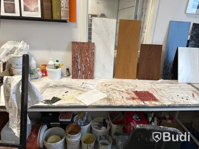 3 st målar bord och 2 st kontorsstolar