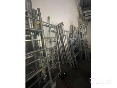 Parti med byggnadsställning (Ej stegar)
