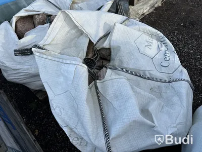 6 st. säckar med sten