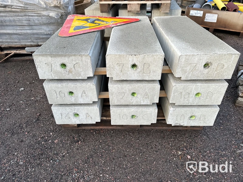 Betongfundament, 2 st. pall