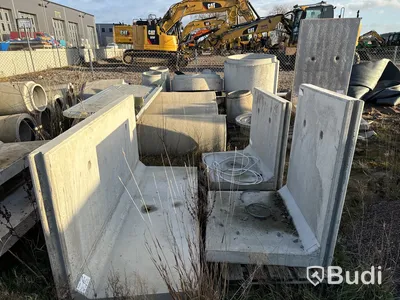 Stort parti med diverse betongfundament