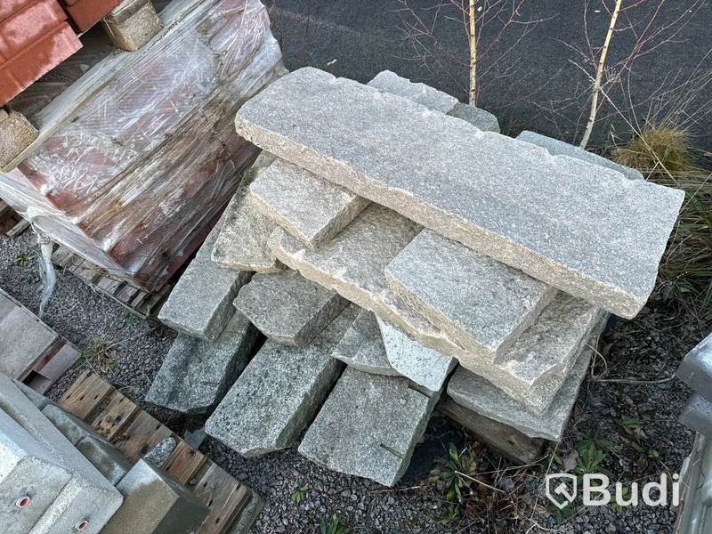 Stort restlager med marksten, olika sorter