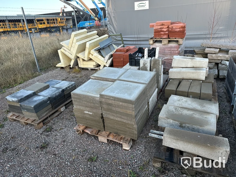 Stort restlager med marksten, olika sorter