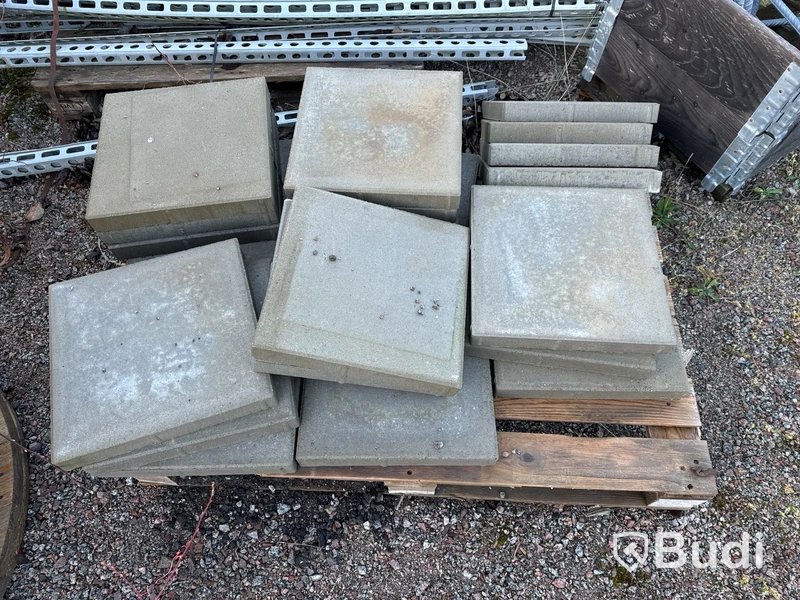 Stort restlager med marksten, olika sorter