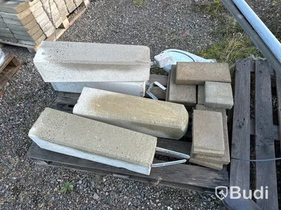 Stort restlager med marksten ca. 20 st. pall