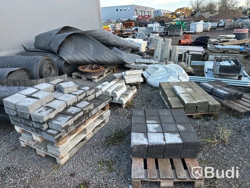 Stort restlager med marksten ca. 20 st. pall