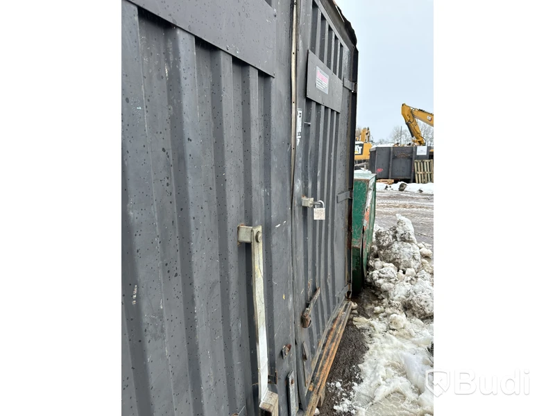 Redskapscontainer inklusive innehåll