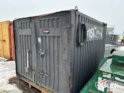 Redskapscontainer inklusive innehåll