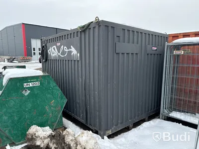 Redskapscontainer inklusive innehåll