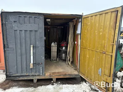Redskapscontainer inklusive innehåll