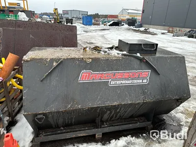 Bränsletank 2000 liter