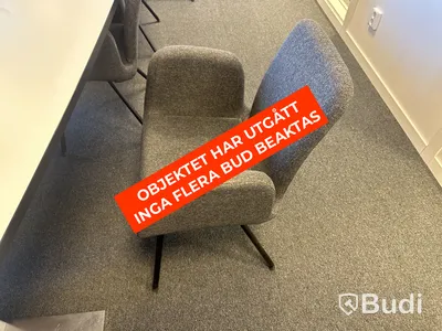 Konferensbord och 13 st. stolar olika modeller