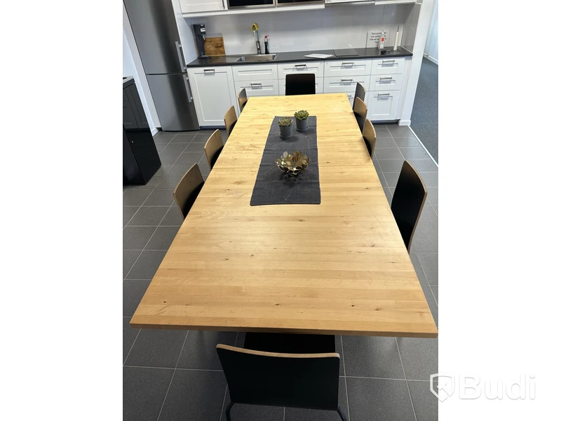 Bord och 10 st. stolar