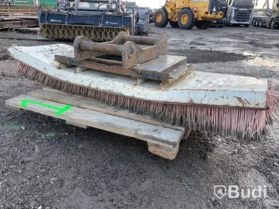 Broomex BM 180