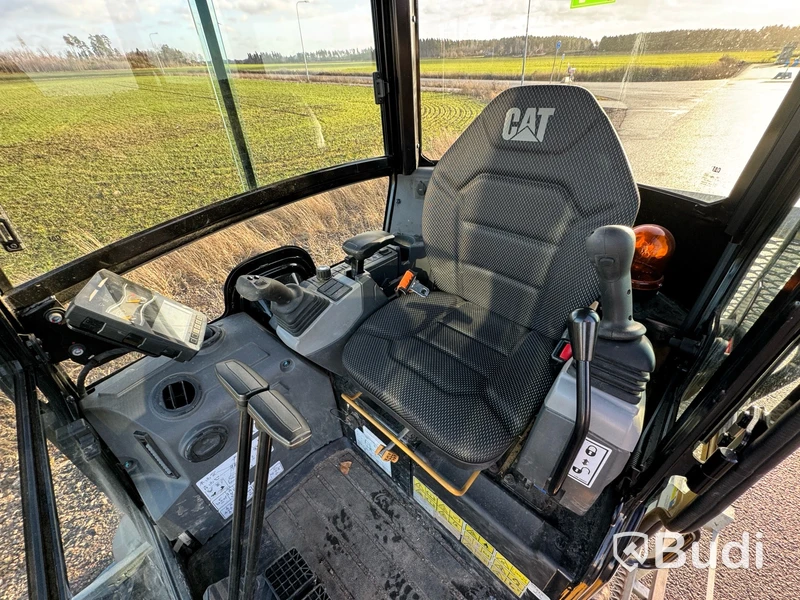 Minigrävare CAT 301.6 2022 med släp