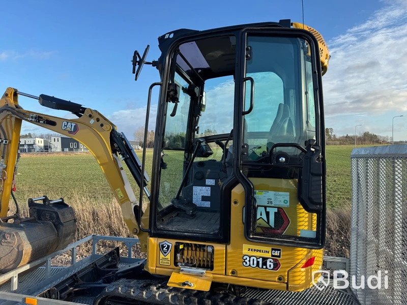 Minigrävare CAT 301.6 2022 med släp