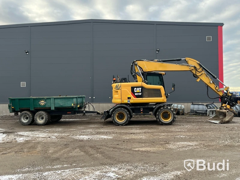 Hjulgrävare CAT M315F -2018 med Palmse trailer 2015