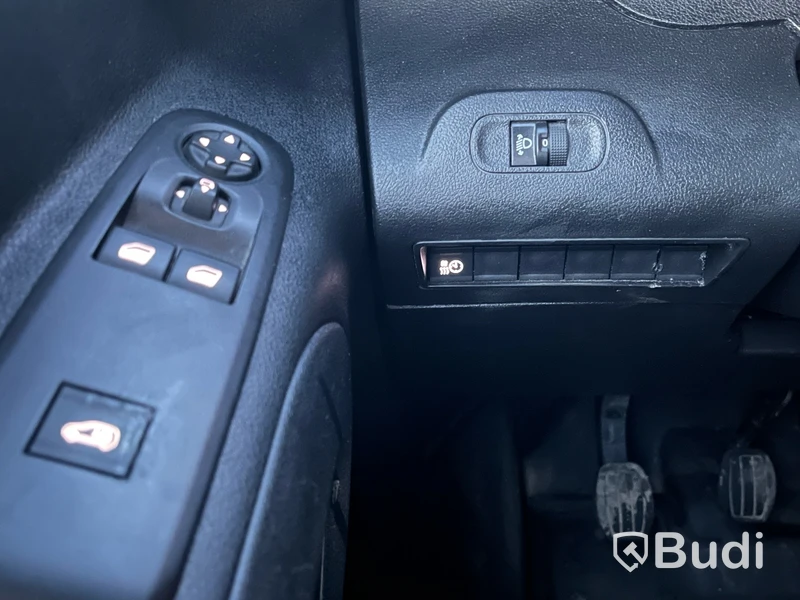 Skåpbil Peugeot Partner Utökad Last 1.5 BlueHDi 100 Manuell, 102hk -2019