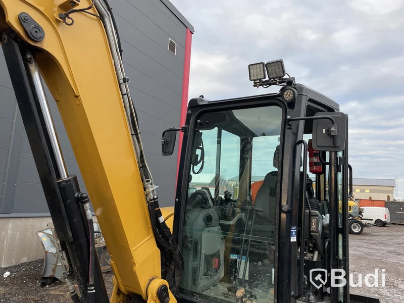 Grävmaskin | CAT 305.5E2 CR - 2017 | Rototilt - EXPORT