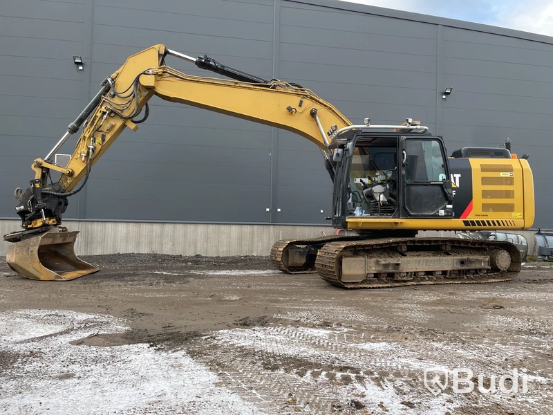 Grävmaskin CAT 323 FL -2017 |  Leica Geosystem