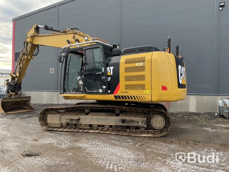 Grävmaskin CAT 323 FL -2017 |  Leica Geosystem