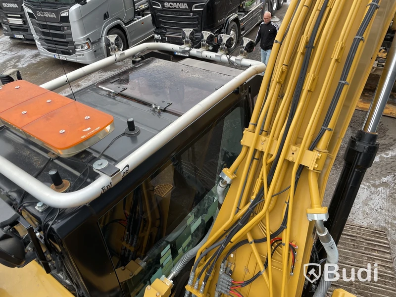 Grävmaskin CAT 323 FL -2017 |  Leica Geosystem