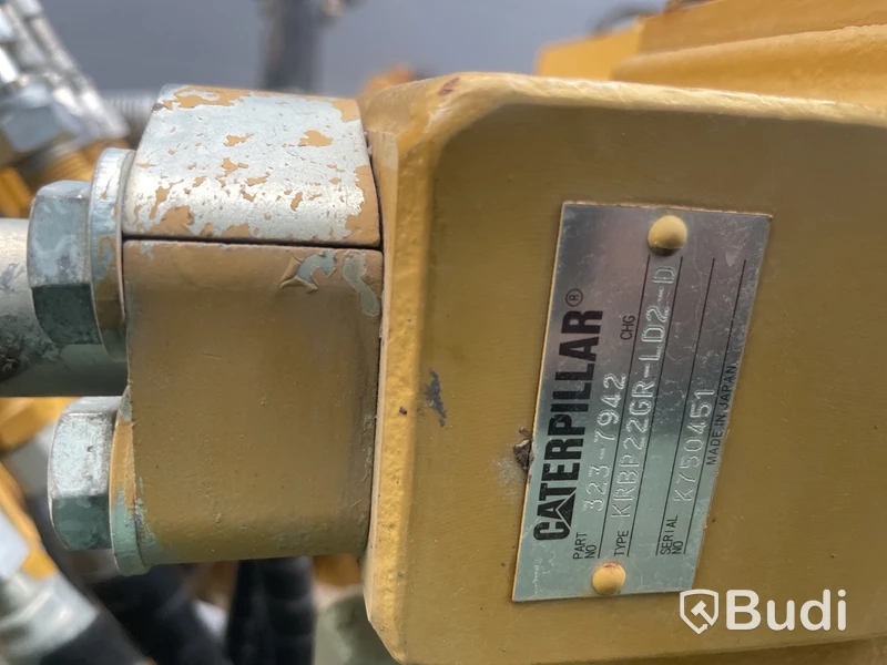 Grävmaskin CAT 323 FL -2017 |  Leica Geosystem