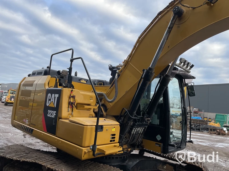 Grävmaskin CAT 323 FL -2017 |  Leica Geosystem