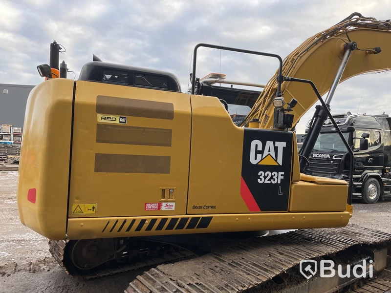 Grävmaskin CAT 323 FL -2017 |  Leica Geosystem