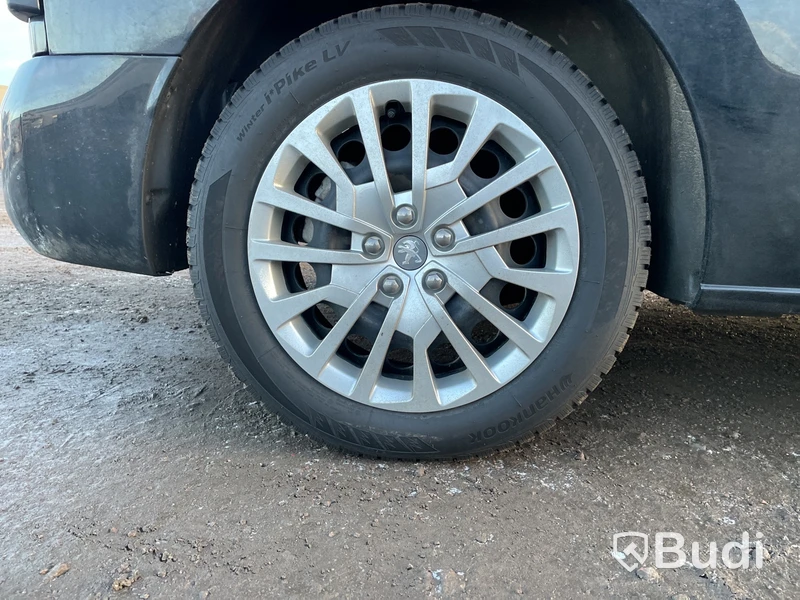 Elbil Peugeot e-Expert 75 136hp -2023