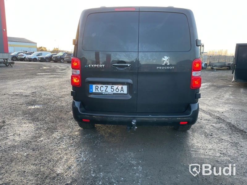 Elbil Peugeot e-Expert 75 136hp -2023