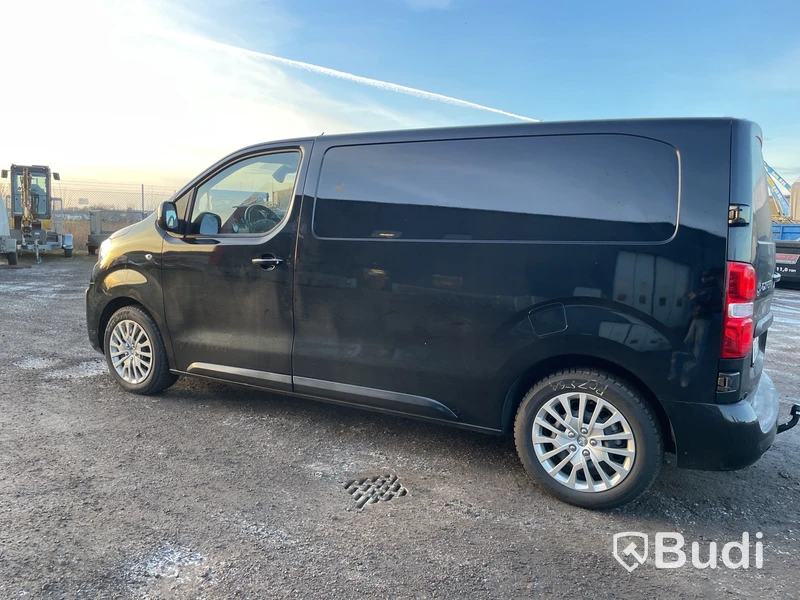 Elbil Peugeot e-Expert 75 136hp -2023