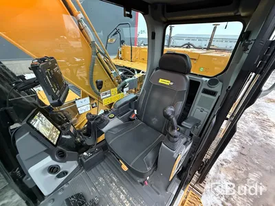 Grävmaskin CAT 326 -2021 Fullutrustad med reparationsavtal | Makin 3D | Inkl. redskap