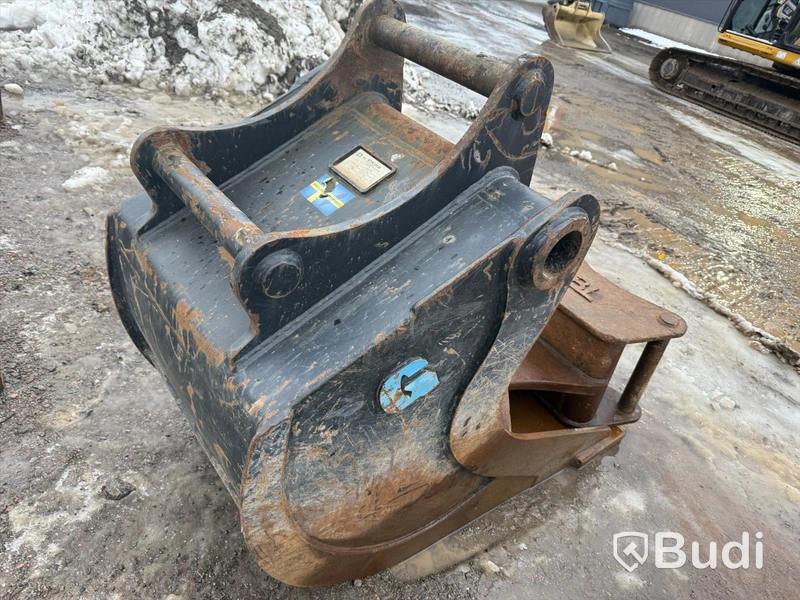 Grävmaskin CAT 326 -2021 Fullutrustad med reparationsavtal | Makin 3D | Inkl. redskap