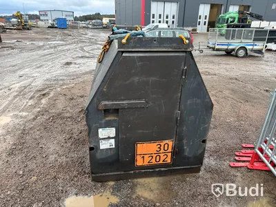 Bränsletank 2000 liter