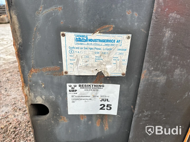 Bränsletank 2000 liter