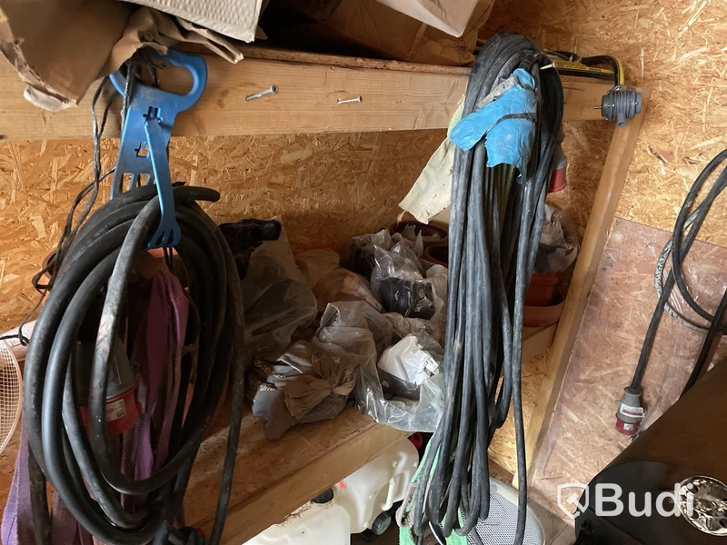 Container 20 fot | inklusive befintliga inventarier