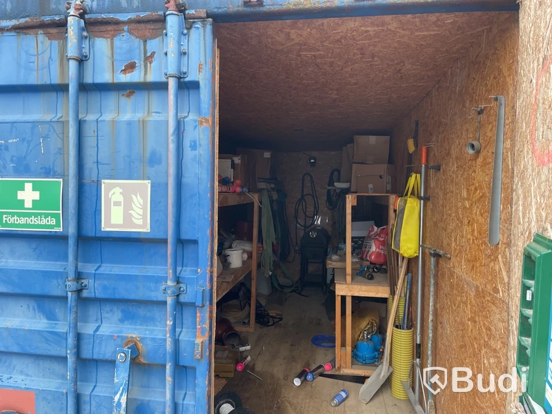 Container 20 fot | inklusive befintliga inventarier