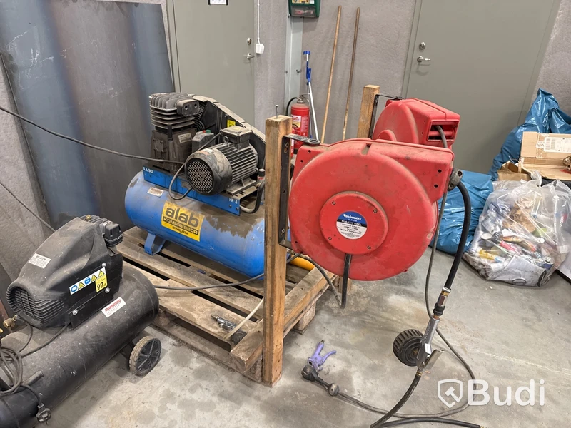 Kompressor, Alab Quine B3800B/99 V400 QuinAIR ink 2 st. tryckluftsvindor monterade på pall