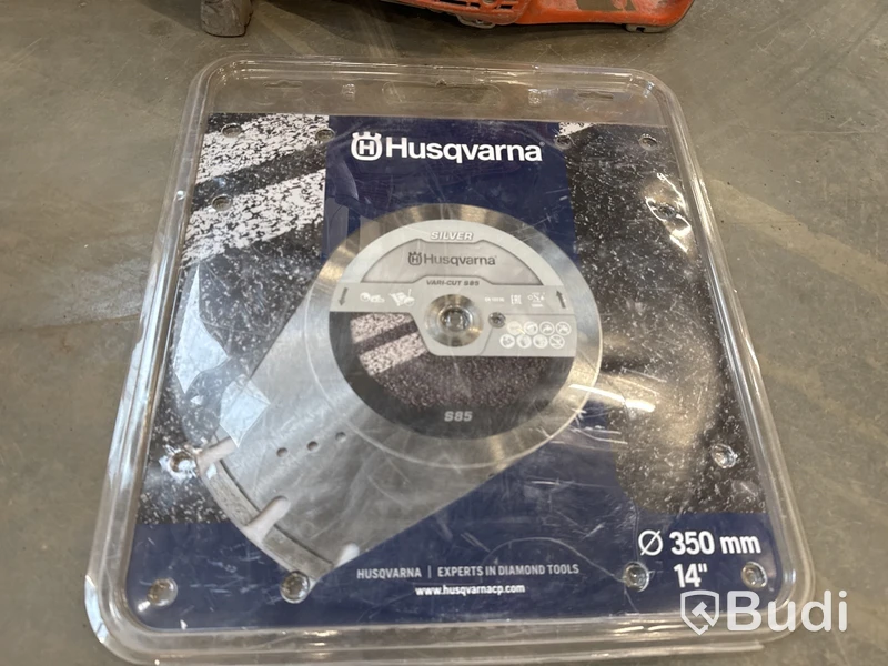 Kapmaskin, Husqvarna K770 ink extra kapklinga