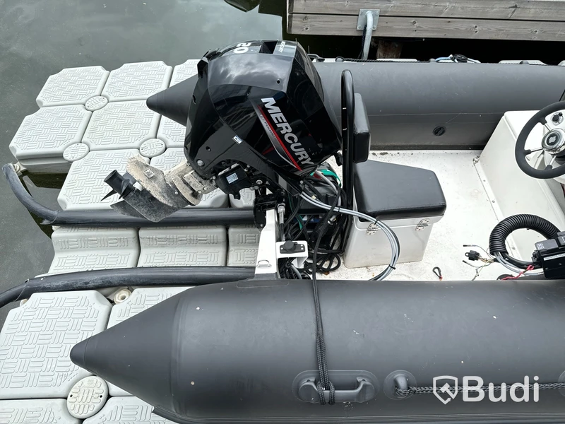 Ribbåt, GB 380, med motor Mercury F20