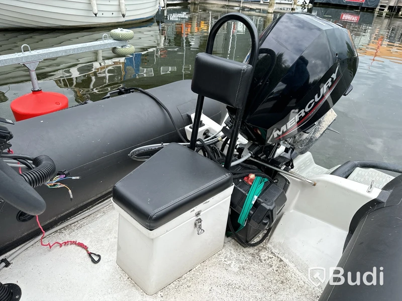 Ribbåt, GB 380, med motor Mercury F20