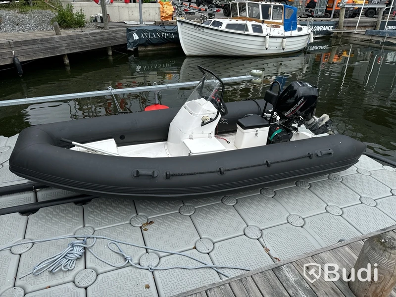 Ribbåt, GB 380, med motor Mercury F20