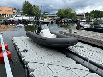 Ribbåt, GB 380, med motor Mercury F20