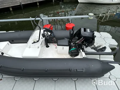 Ribbåt, GB 380, med motor Mercury F20