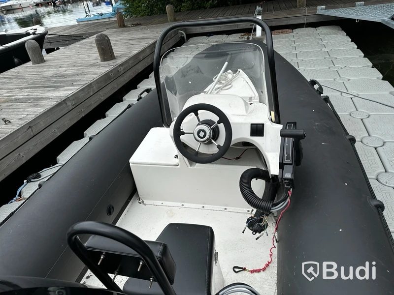 Ribbåt, GB 380, med motor Mercury F20