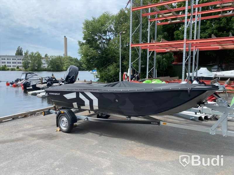 Powerboat 420 Tiller med motor Mercury F40, inklusive trailer