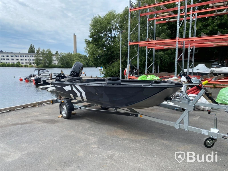 Powerboat 420 Tiller med motor Mercury F40, inklusive trailer